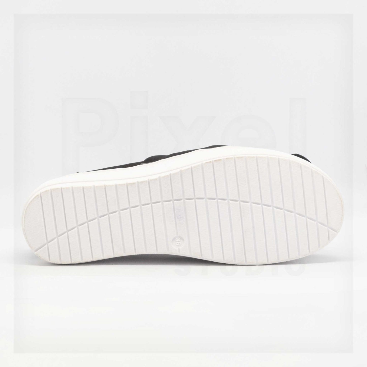 Zapatillas hechas a mano 'Ker Ponce' de Machine