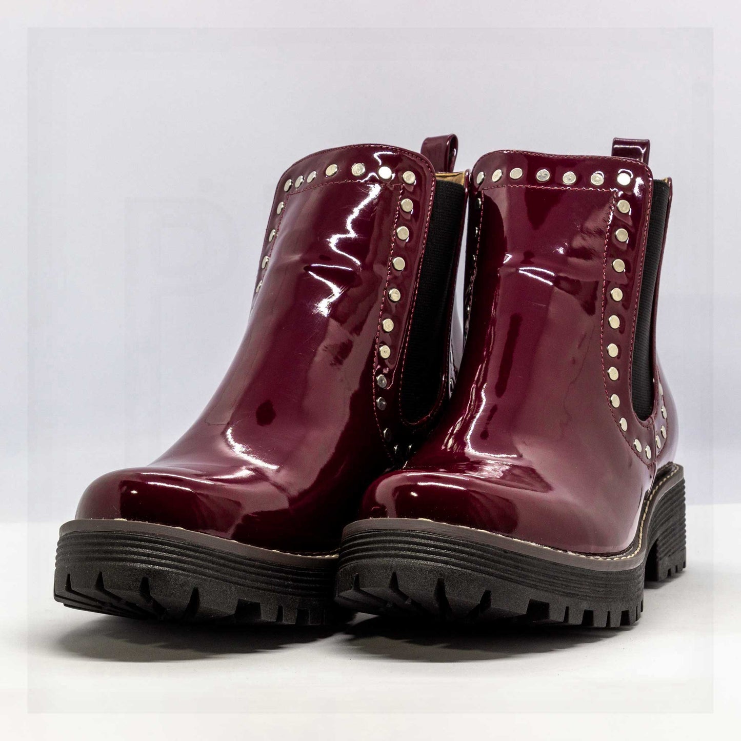 Ale Aguilar Lug-Sole Chelsea Ankle Boots Curated by Machine