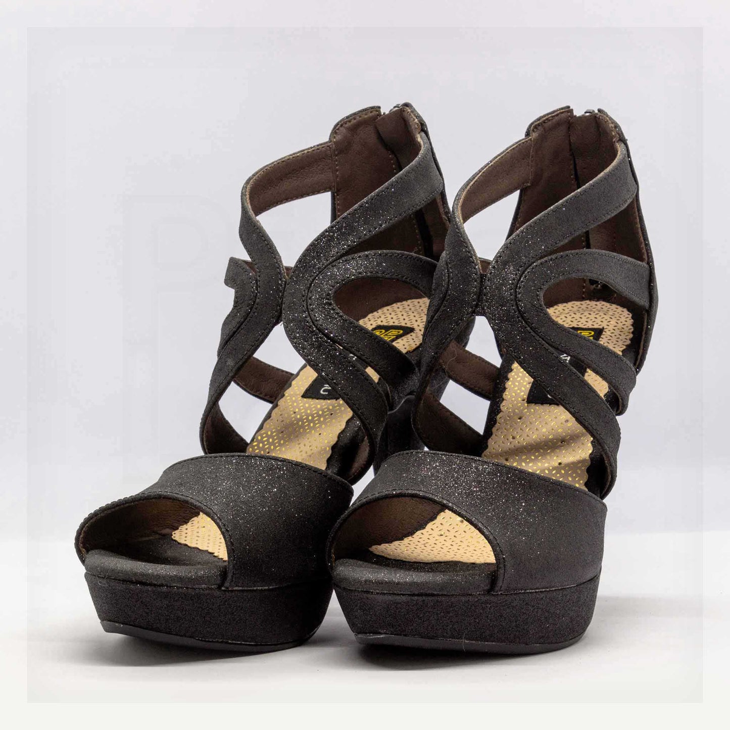 Zapatos de tacón hechos a mano "Patty DHU" de Machine