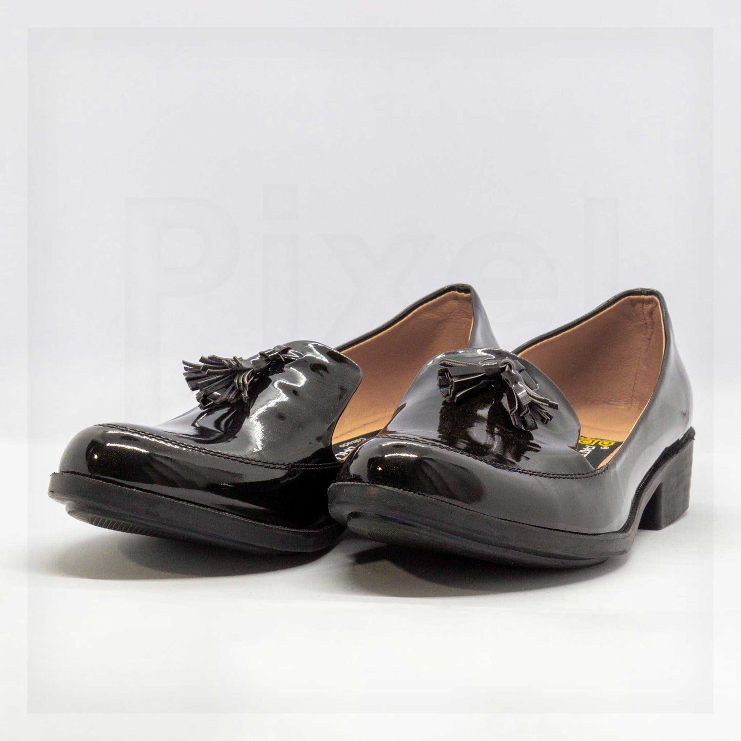 Zapatos de tacón bajo hechos a mano 'Patty DHU'