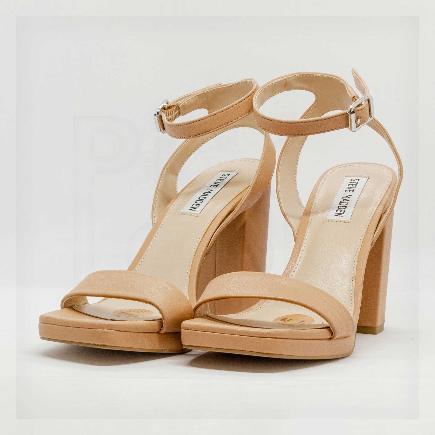 Sandalias de tacón alto hechas a mano Steve Madden "Machine"